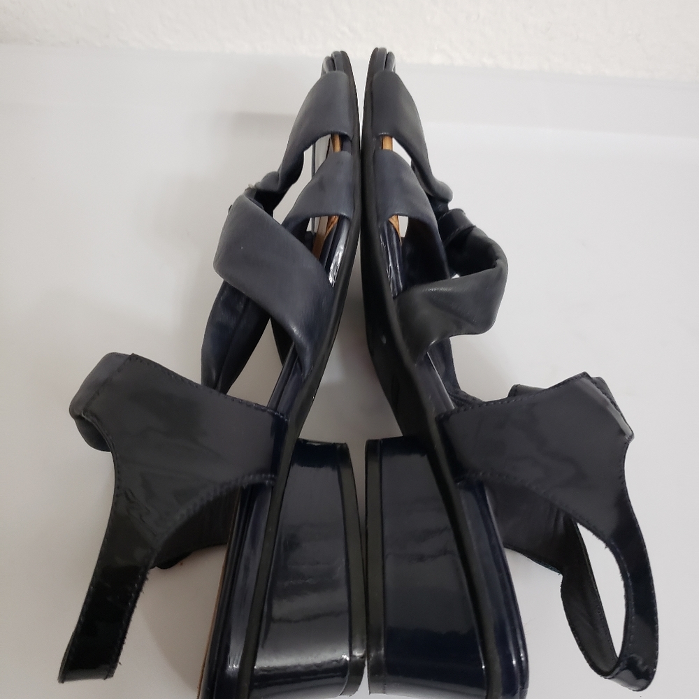#Nurture Shaker Women Soft Dark Navy Leather Dress Sandals - Picture 10 of 16